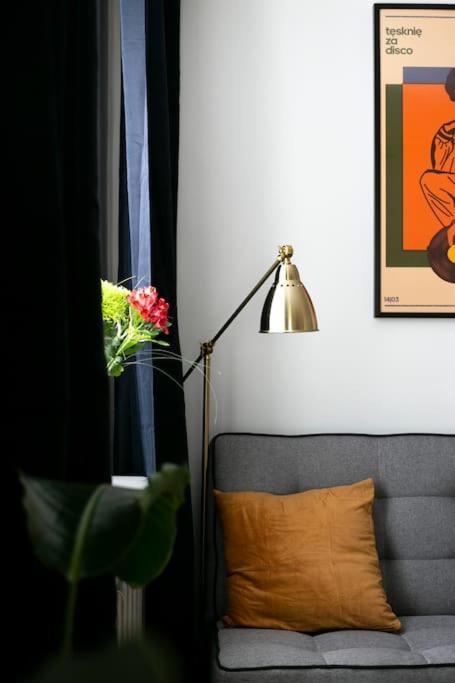 Oomph Warsaw Center Well Designed Apartment With Balcony Exterior foto